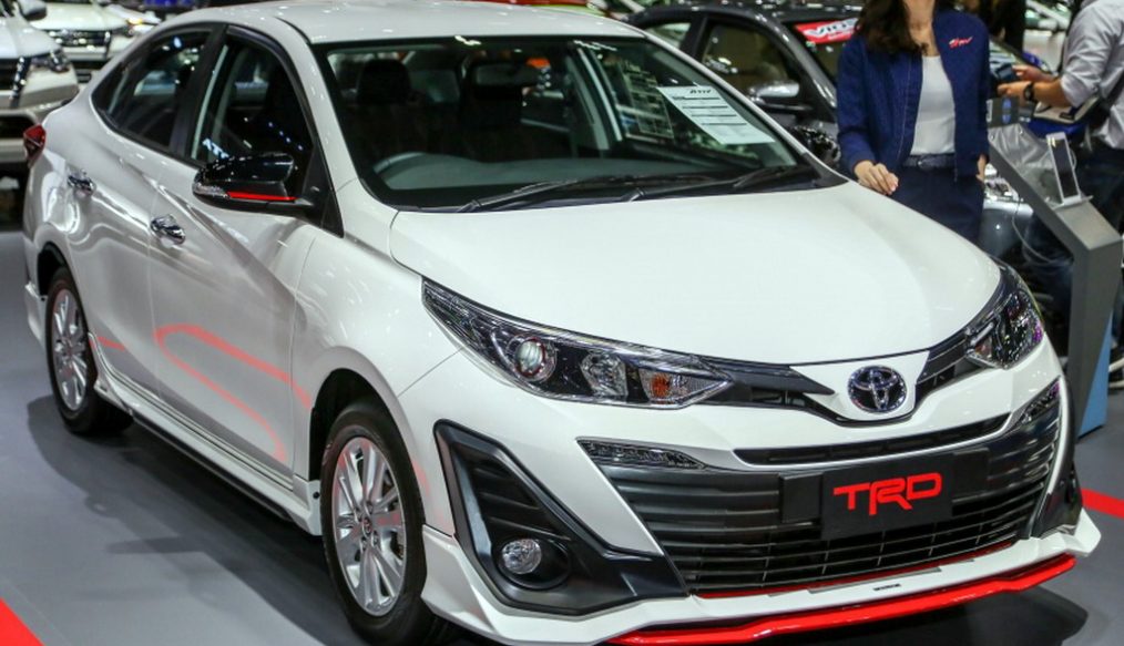Toyota Yaris ATIV 2018 ใหม่ พร้อมชุดแต่ง TRD ในราคา 16,000 บาท ที่มอเตอร์โชว์