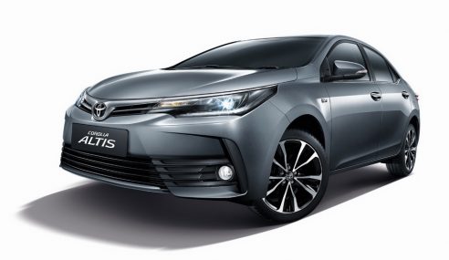 Toyota Corolla Altis 2018 รุ่น 1.8S ใหม่ เพิ่มกล้องหน้ารถ เคาะค่าตัว 9.59 แสน