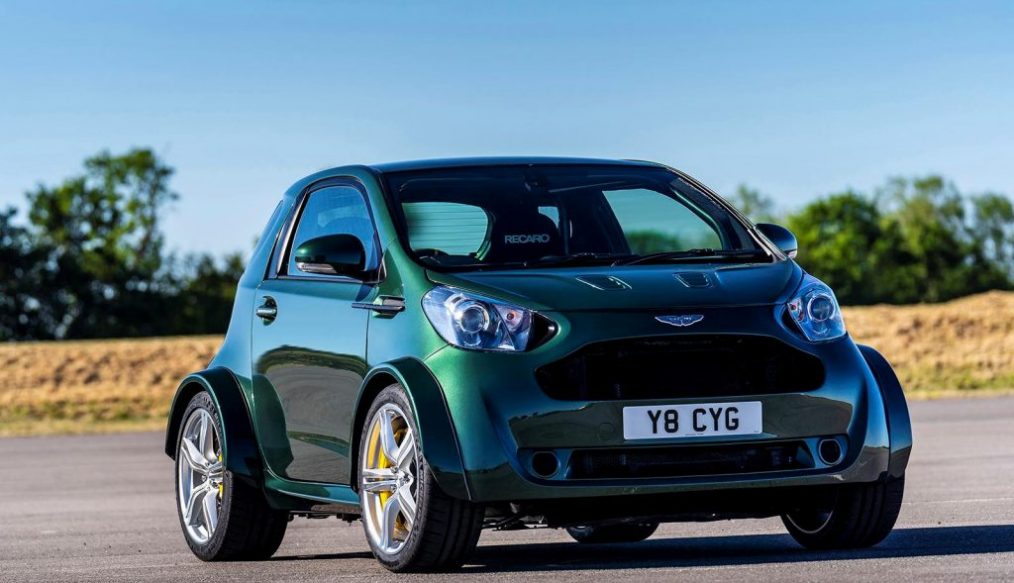 เมื่อเอาซิตี้คาร์ของโตโยต้า มาลงเครื่อง Vantage S จนกลายเป็น Aston Martin Cygnet 8 สูบ 430 แรงม้า