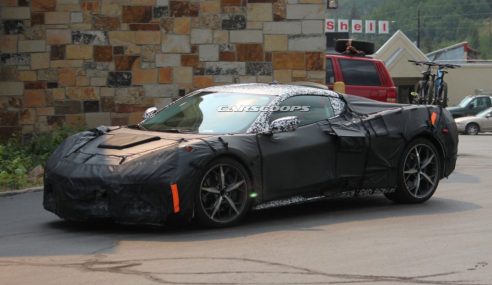 แอบถ่ายท่าทีที่พร้อมมากสำหรับ Mid-Engine Corvette 2020 ที่พร้อมมาตีคู่แข่งอย่าง Ferrari