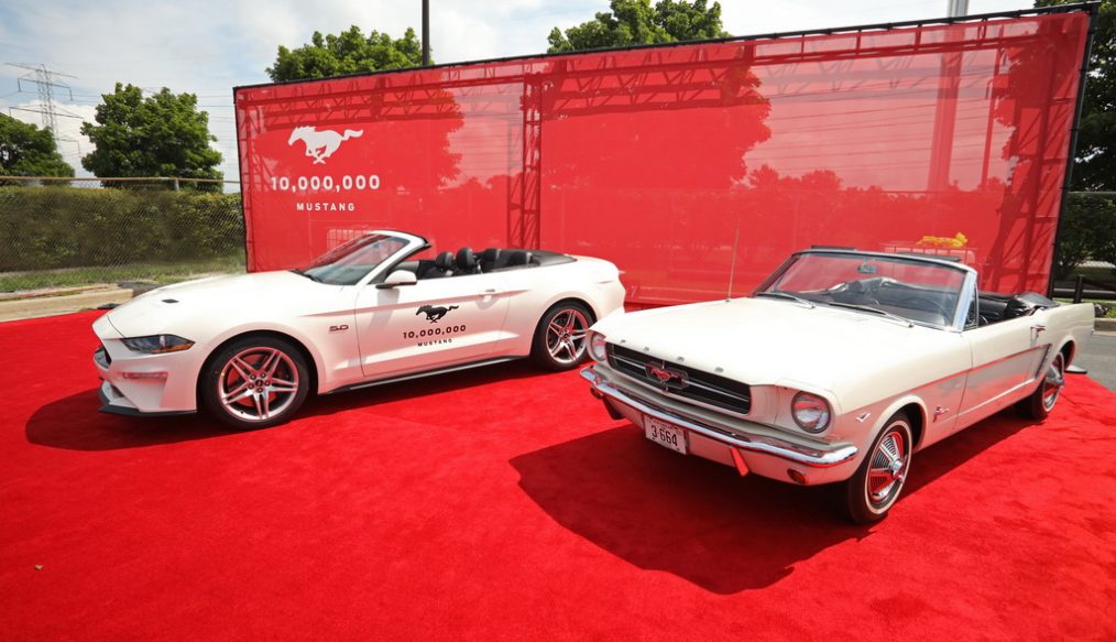 Ford Mustang GT 2019 เปิดประทุน รุ่นฉลองยอดการผลิตรถมัสแตงครบ 10 ล้านคัน