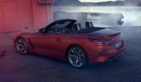 ภาพ BMW Z4 M40i 2019 คันใหม่ถูกเปิดเผยแบบหมดเปลือกที่ Pebble Beach