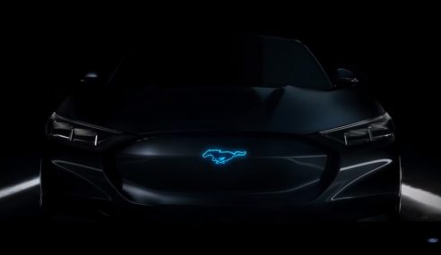 Ford ปล่อยชุดโฆษณา Built Ford Proud ที่แอบเห็นเจ้า Mustang Hybrid อยู่ในนั้นด้วย