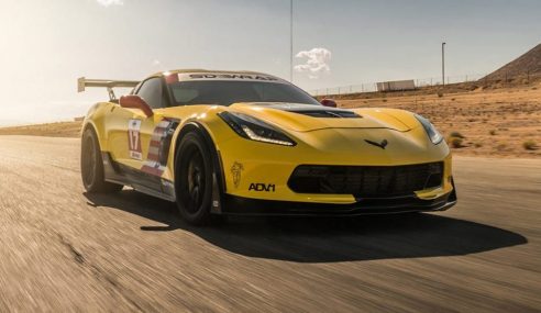 Corvette 850 แรงม้า ที่แรงราวกับเวอร์ชั่นที่แข่งบนสนาม แต่สามารถนำมาขับในชีวิตประจำวันได้