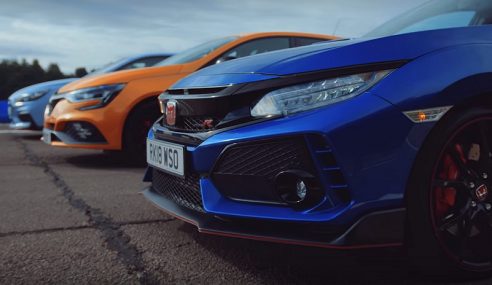 ยอมในความแรง Civic Type R ที่สวนคู่แข่งอีก 2 คัน อย่าง Hyundai i30 N และ Renault Megane RS กระจาย