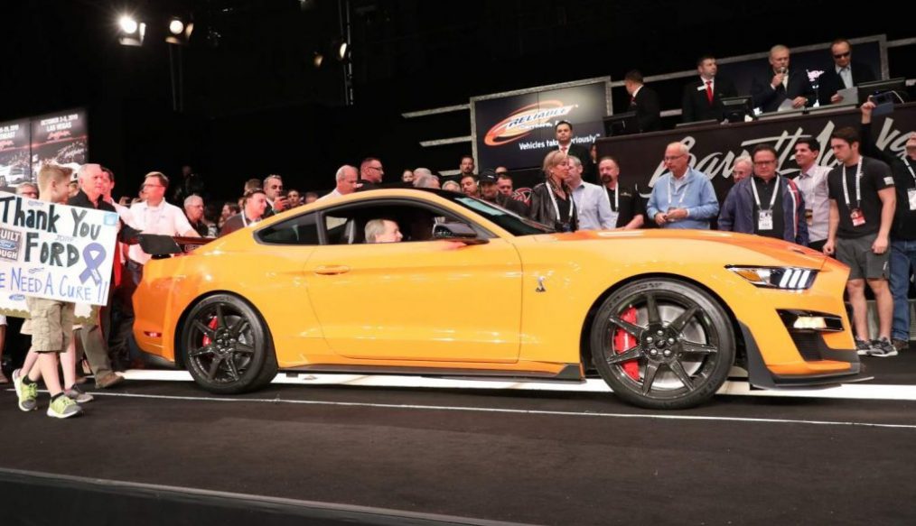 รถคันแรกที่เป็น First Production ของ Ford Mustang Shelby GT500 2020 ถูกขายไปได้ในราคา 34 ล้านบาท