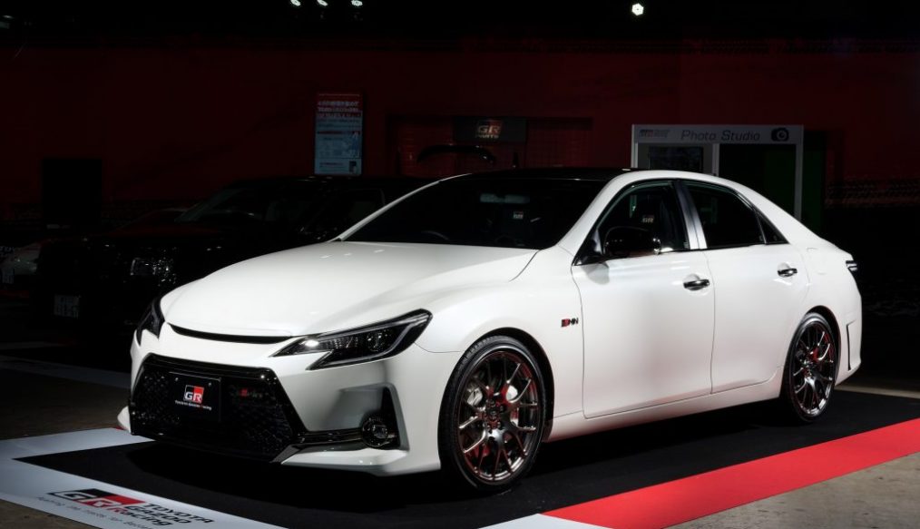 กลับมาอย่างยิ่งใหญ่ Toyota Mark X GRMN กับมาดเท่ๆ เจ๋งตรงขับหลัง กำลังกว่า 313 แรงม้า