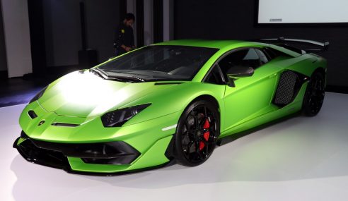 Lamborghini เปิดตัวศูนย์บริการครบวงจรใหญ่ในไทย แถมสัมผัส Aventador SVJ รถโปรดักชั่น 770 แรงม้า