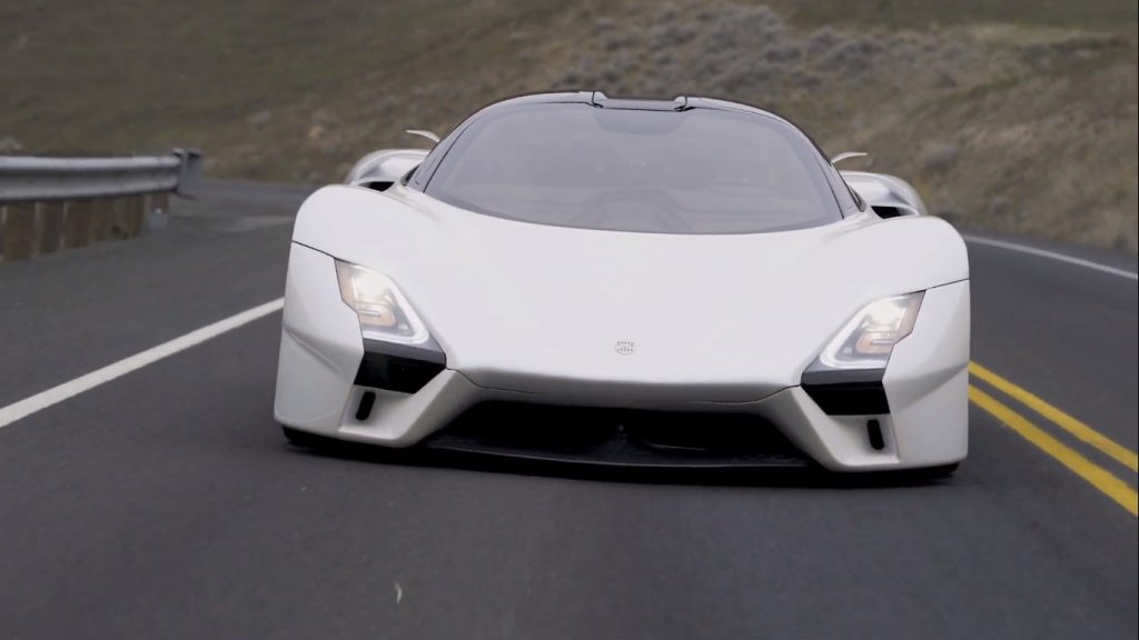 ใกล้เกิดขึ้นจริงแล้ว SSC Tuatara กำลัง 1,750 แรงม้า ปล่อย Official Teaser วิ่งบนถนนอย่างสง่า