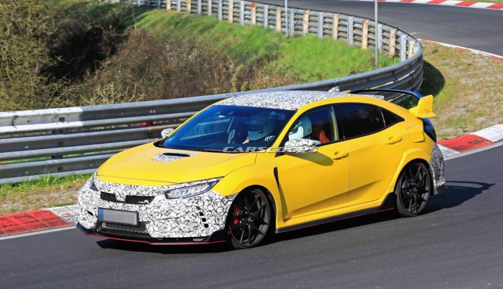 รถต้นแบบ Civic Type R เวอร์ชั่นปรับโฉมใหม่ ออกมาวิ่งทดสอบ คาดว่ากำลังหาวิธีลดน้ำหนักตัวรถ