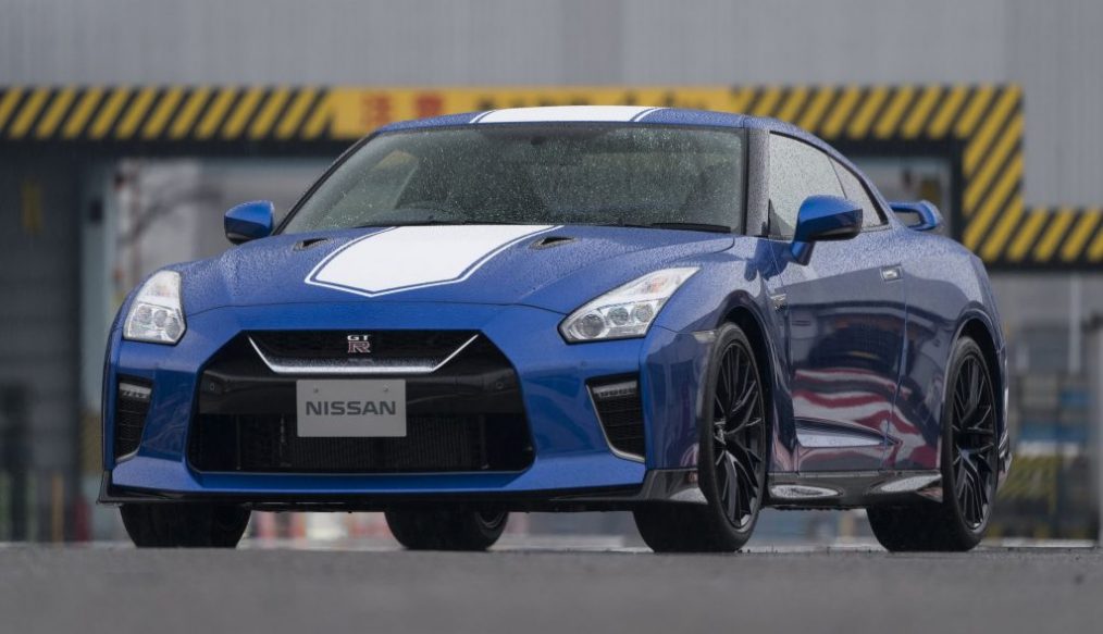 รุ่นพิเศษฉลองครบ 50 ปี Nissan GT-R ที่นำสีน้ำเงินเอกลักษณ์ของ R34 มาไว้บน R35