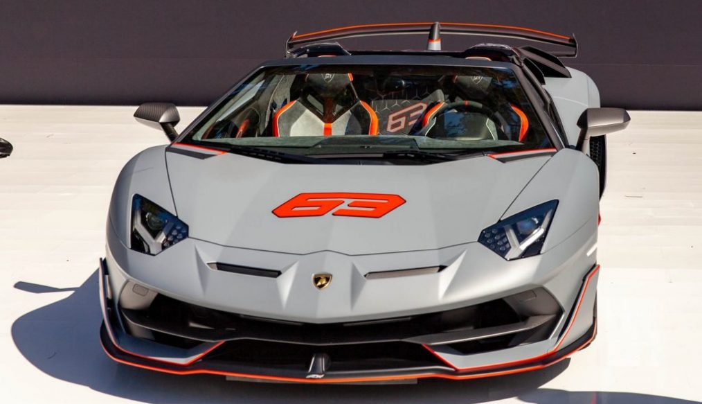 สุดยอดกระทิงดุรุ่นพิเศษ ทั้ง Aventador และ Huracan แห่ยกทัพโชว์ตัวใน Monterey