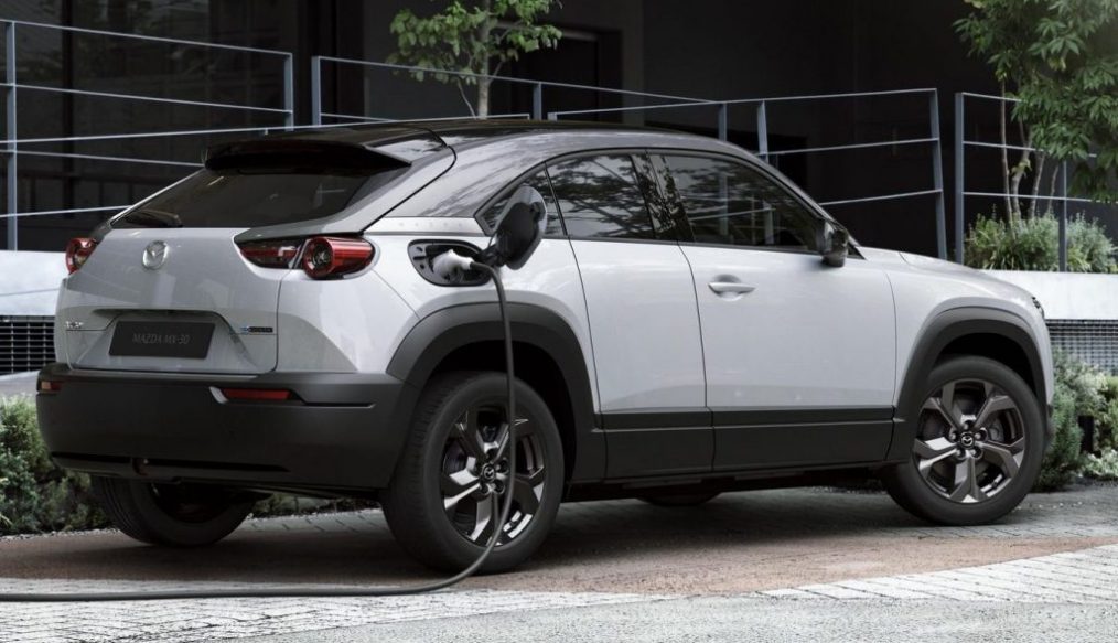 เปิดตัวอย่างเป็นทางการ Mazda MX-30 รถไฟฟ้า 100% คันแรกของค่าย