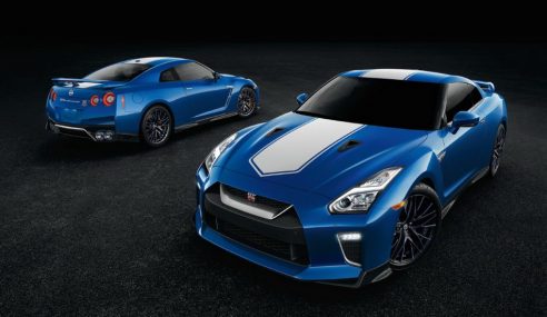 “Nissan GT-R” รุ่นฉลองครบรอบ 50 ปี และ “Almera ใหม่” เปิดตัวในงานมหกรรมยานยนต์ ครั้งที่ 36