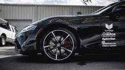 Toyota Supra Mk5 ที่ใช้เกียร์ธรรมดาคันแรก พร้อมเผยตัวแล้วในงาน SEMA Show