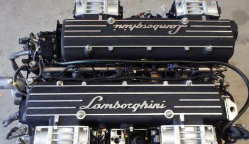 เครื่องยนต์ Lamborghini Murcielago V12 ถูกวางขายในอีเบย์ ราคากว่า 9 แสนบาท