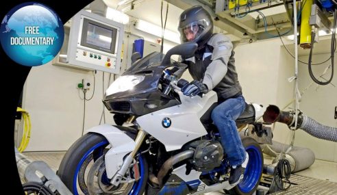 กว่าจะเป็น BMW S 1000 RR ลองดูว่ามันต้องผ่านร้อน ผ่านหนาวมามากแค่ไหน