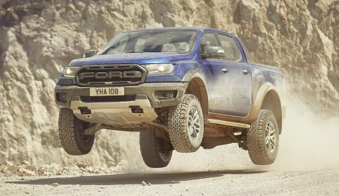 ในที่สุดก็มีข่าวดี สำหรับสาวก Ford Ranger Raptor ที่คาดว่าจะได้อัพเกรดเครื่องยนต์ V8 ใหม่