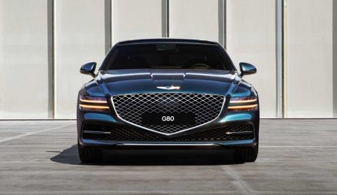 Genesis G80 ซีดานพลังล้นพ่วงเทอร์โบคู่ มาพร้อมสไตล์การออกแบบที่เฉียบคม