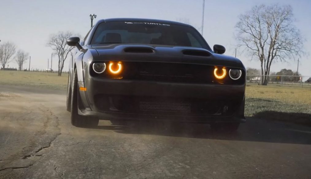 Hennessey ผู้ปลดปล่อยความป่าเถื่อนบน Dodge Challenger Redeye ให้มีกำลัง 1,000 แรงม้า