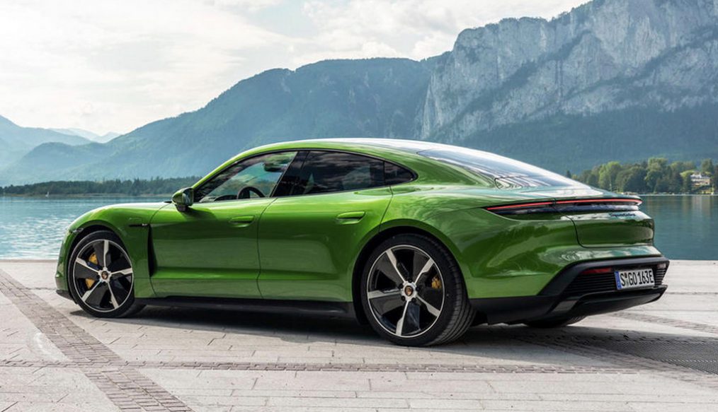 Porsche Taycan คว้า 2 รางวัลเกียรติยศ World Car of the Year