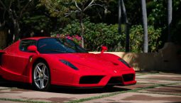 Ferrari Enzo ทุบสถิติ เป็นรถที่มีราคาแพงที่สุดในการประมูลบนเว็บไซต์