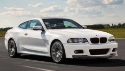 ดูออกแหละว่าประชด กับเรนเดอร์  4 Series Coupe ที่ดันมีหน้าตาคล้าย E46 รุ่นเก่า