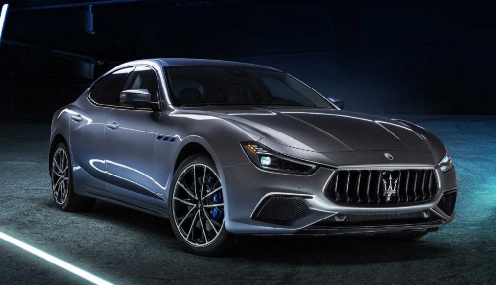 Maserati Ghibli ขุมพลังไฮบริด มันคือซีดานธรรมดา ที่ไม่ธรรมดา กำลัง 330 แรงม้า