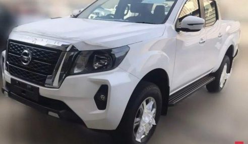 หลุดเต็ม ๆ กับใบหน้าของ Nissan Navara รุ่นปรับโฉมใหม่ ที่เคยวิ่งทดสอบในไทย