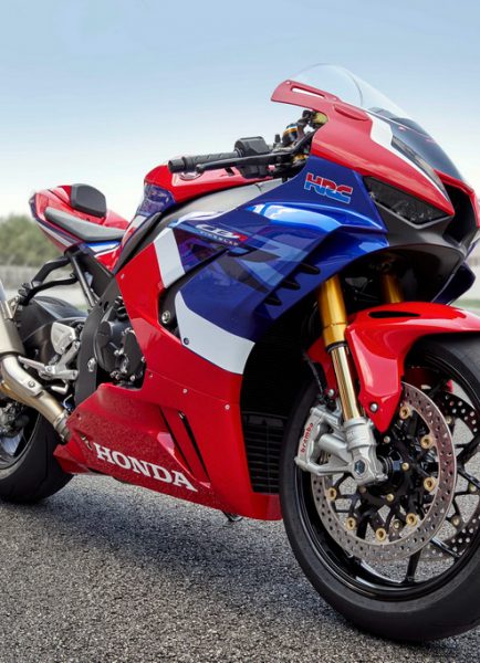 ฮอนด้าเปิดตัว All New CBR1000RR-R FIREBLADE และ New CBR600RR รถสปอร์ตระดับท็อปคลาส