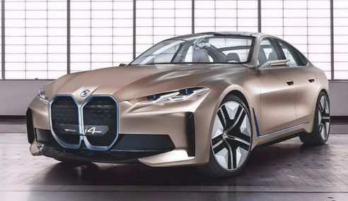 BMW i4 ที่รอคอยคาดมาพร้อมมอเตอร์ไฟฟ้าถึง 3 ตัว แต่อาจไม่มีปลั๊กอินไฮบริด