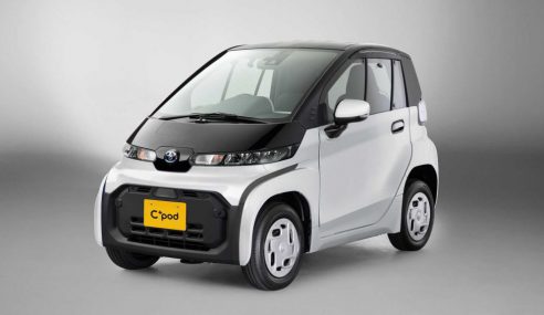 พบกับรถไซส์จิ๋ว Toyota C + pod ขับหลังใช้บอดี้พลาสติก ราคา 480,000 บาท