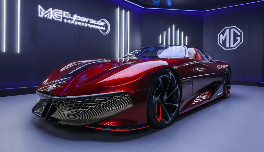 MG Cyberster Electric Roadster ที่วิ่งได้ไกลกว่า 800 กม.