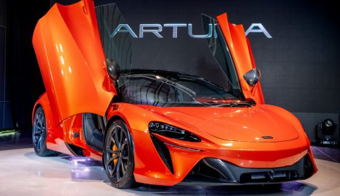 McLaren Artura ซูเปอร์คาร์ไฮบริดยุคใหม่ เผยโฉมที่ไทยเป็นประเทศแรกในอาเซียน