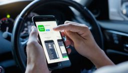 ครม. ไฟเขียว เรียกรถผ่านแอปพลิเคชันถูกกฎหมาย ให้คิดค่าโดยสารไม่เกินอัตราแท็กซี่